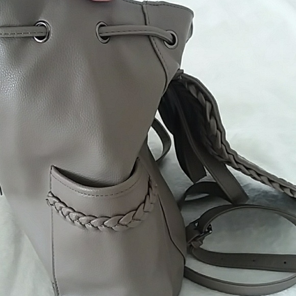 Lionel taupe color backpack - Picture 6 of 8